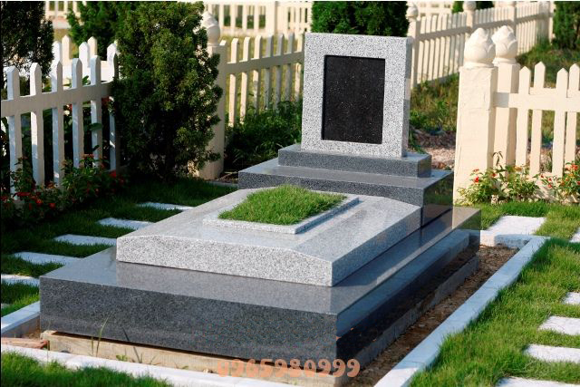 2. Mẫu mộ đẹp đơn giản bằng đá Granite nguyên khối của Ninh Bình Stone