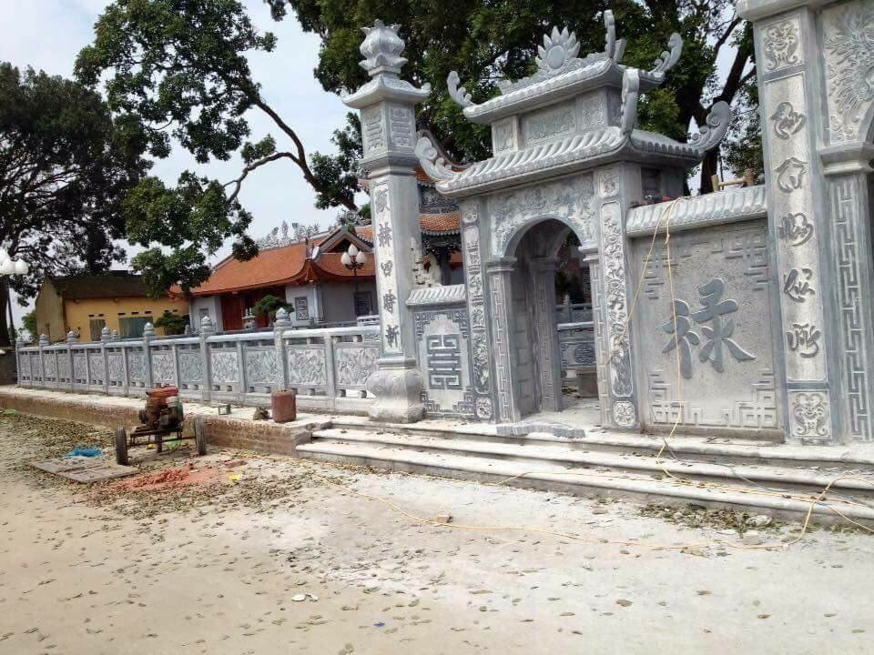 cong nha tho bang da 03
