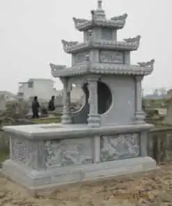 Mộ đá ba mái khắc tranh tứ quý NBS-MCM204