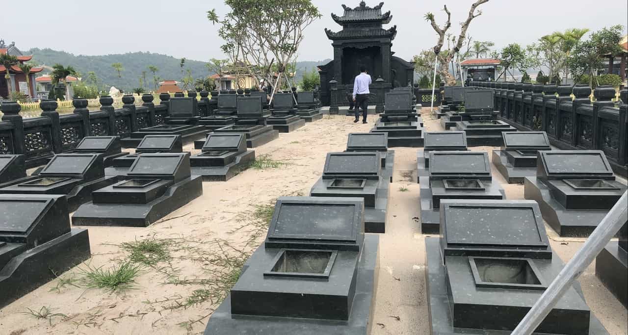 Mẫu lăng mộ đá xanh cho gia tộc của Ninh Bình Stone