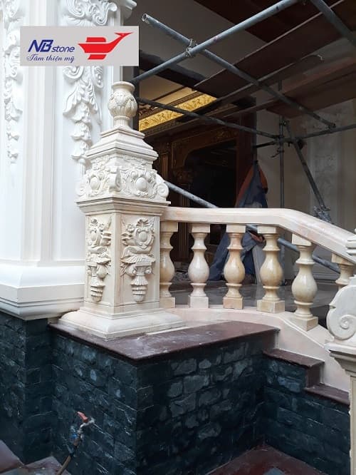 Làm bảng hiệu bằng đá tự nhiên chất lượng cao - Ninh Bình Stone 68 Mẫu lan can đá mỹ nghệ