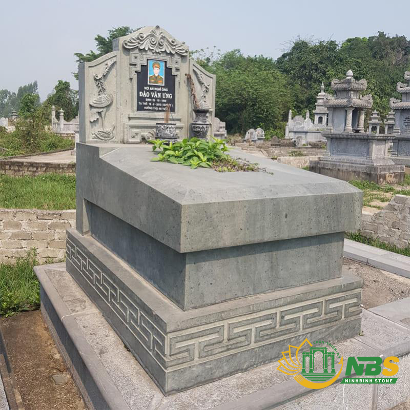 Kích thước cây hương ngoài trời thờ thần linh | Bàn thờ ngoài trời 13 Lưu ý khi làm lễ cúng động thổ xây mộ