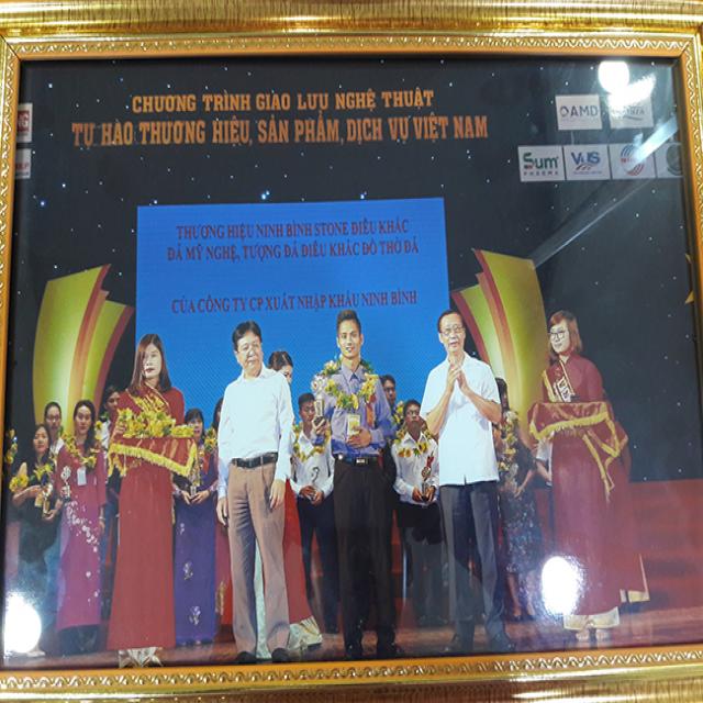 ninh binh stone lot top 100 thuong hieu san pham dich vu noi tieng tai viet nam nam 2016 4