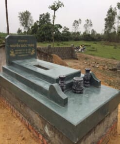 Mộ đá xanh rêu NBS-MĐG241