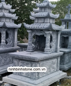 Mộ đá ba mái - Mộ đá tự nhiên NBS-MCM259