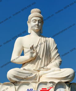 Tượng Phật Thích Ca tọa trên đài sen NBS-TPTC231