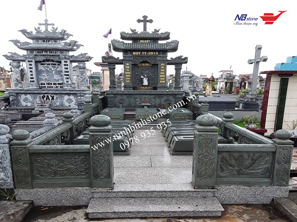 Mẫu khu nhà mộ đẹp bằng đá xanh rêu Thanh Hóa của Ninh Bình Stone