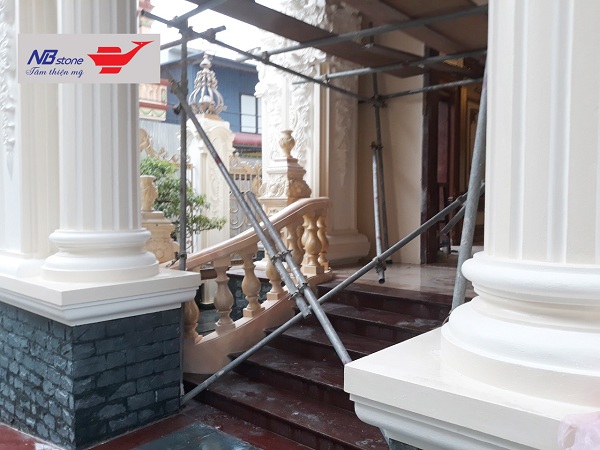 nbstone thi cong lap dat lan can con tien da cho biet thu o phu luong ha dong 7
