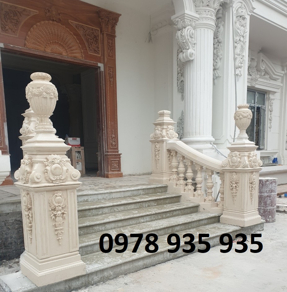 Trụ cầu thang bằng đá đẹp cho mặt tiền biệt thự - Ninh Binh Stone