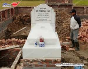 Kích thước cây hương ngoài trời thờ thần linh | Bàn thờ ngoài trời 36 mau-mo-da-trang-dang-dep-nbs-mkm032-1