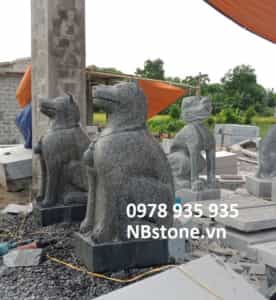 Tượng chó đá cổ