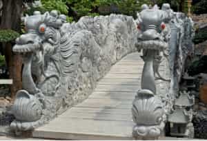 Tường rồng đá được làm bởi Ninh Bình Stone