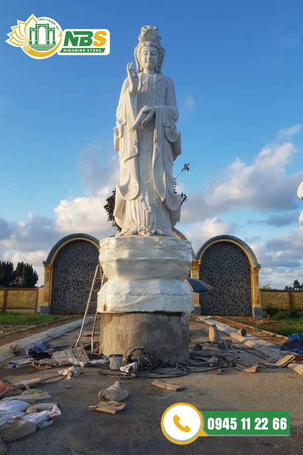 giá tượng quan âm bồ tát bằng đá
