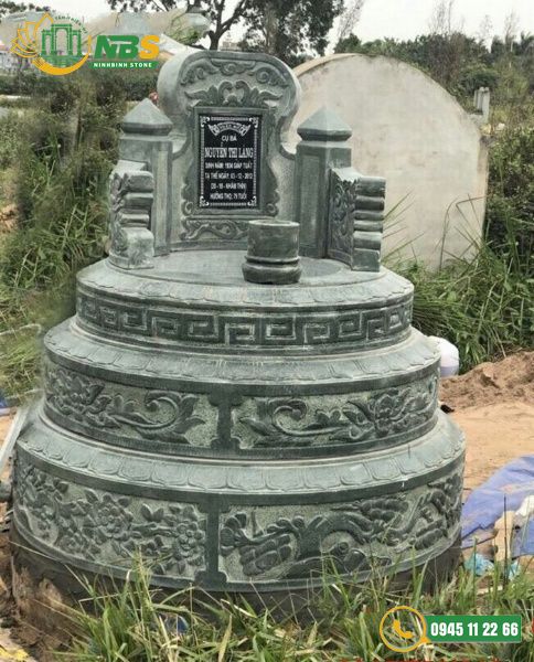 Mộ đá xanh dạng tròn là một loại mộ cổ của người Việt