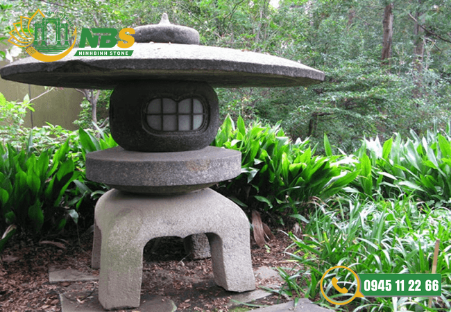 Mẫu đèn đá sân vườn Nhật Bản kiểu Yukimi