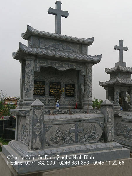 Mộ đá công giáo đẹp hoa văn tinh tế chất lượng cao giá rẻ