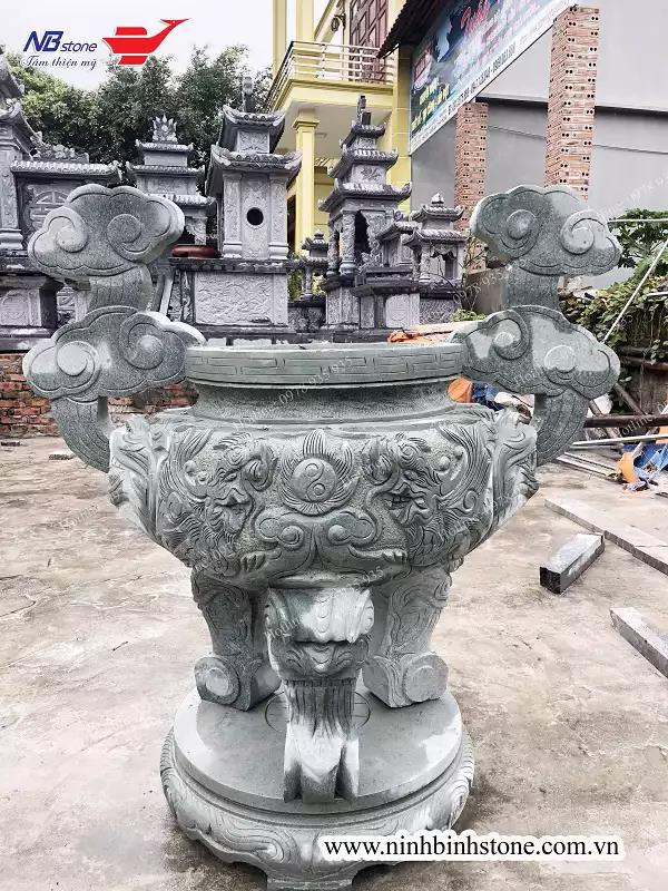 giá lư hương bằng đá