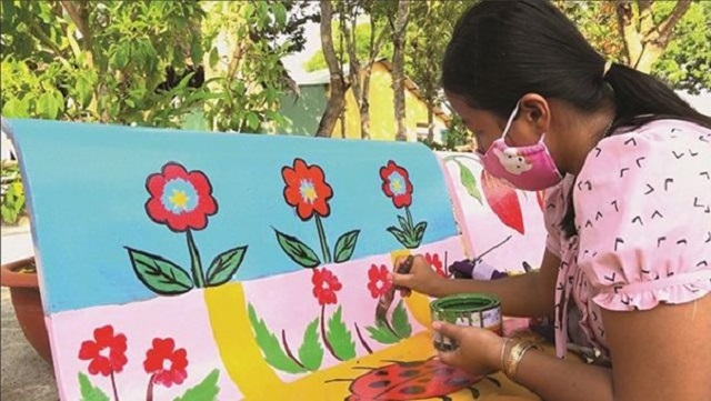 Nguyên vật liệu chuẩn bị làm ghế đá