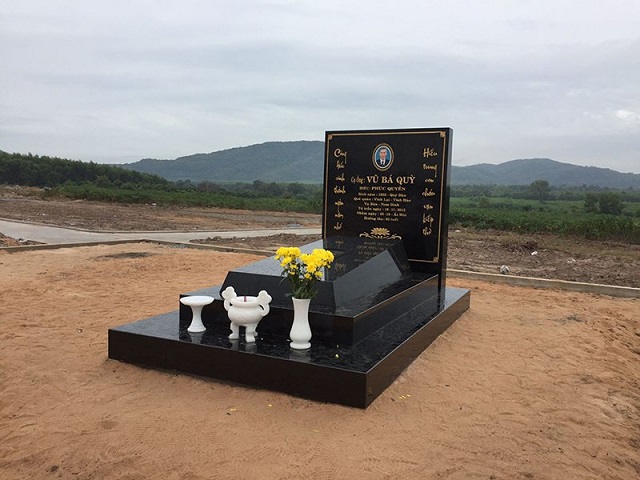 Hướng đặt bia mộ đặt ở đầu hay chân người chết