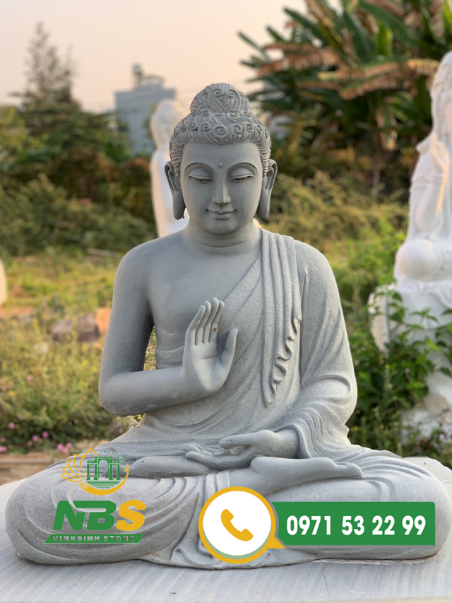 Tượng Phật Thích Ca bằng đá