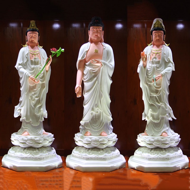 Tượng Taayphuowng Tam Thánh