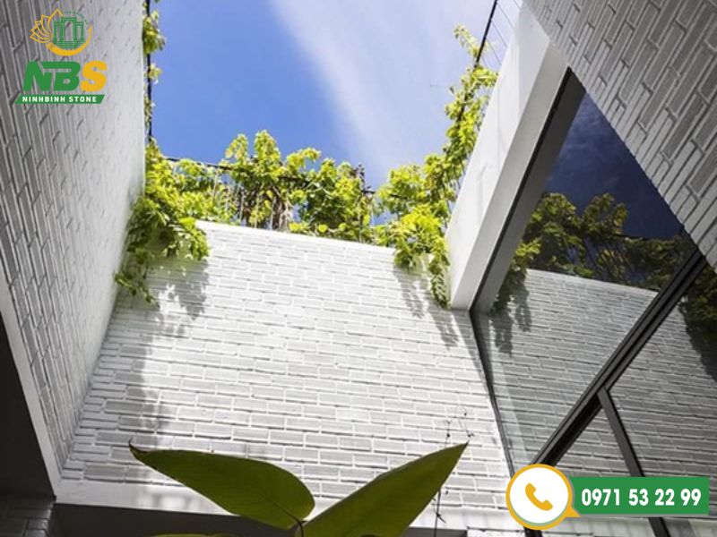 3 lý do nên chọn đá ốp tường giếng trời cho không gian sống, xem ngay!