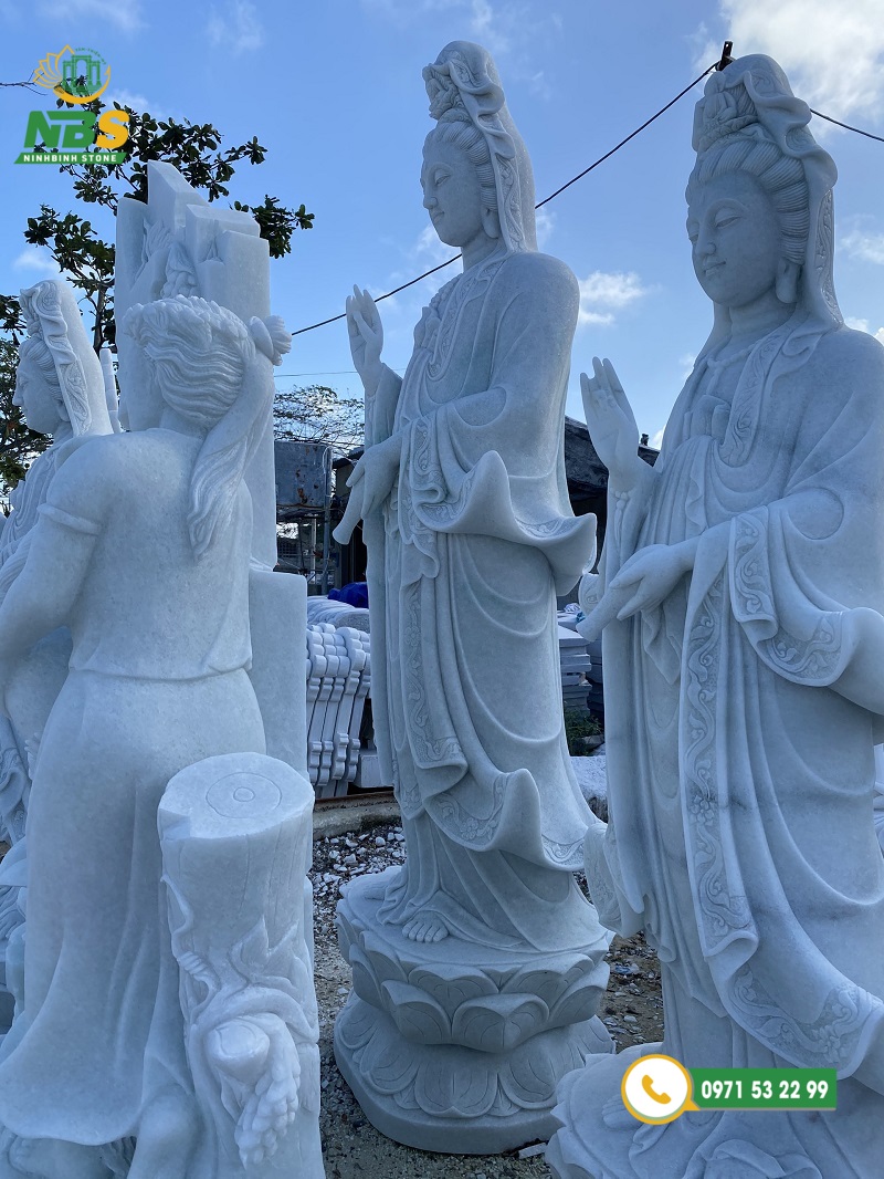 Giá tượng Quan Âm Bồ Tát bằng đá phụ thuộc vào yếu tố nào?