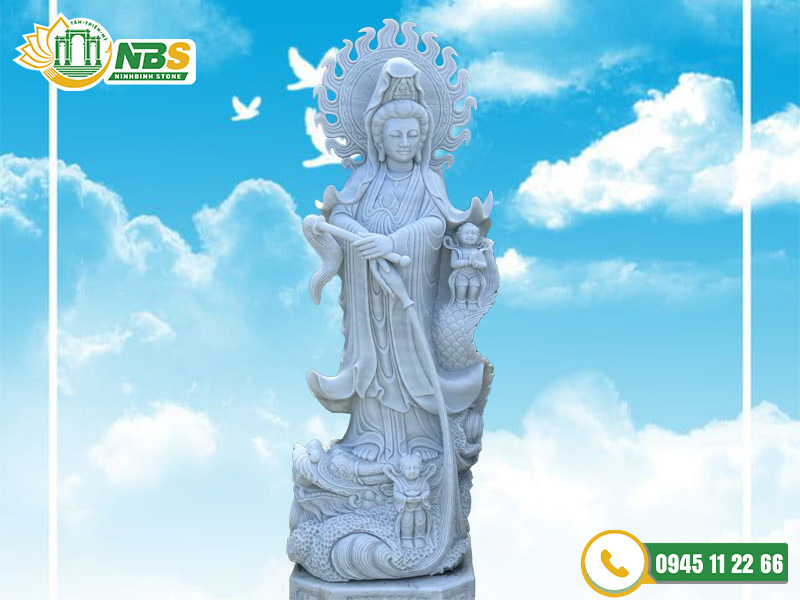 Tượng Quan m bằng đá có ưu điểm gì? Khám phá ngay!