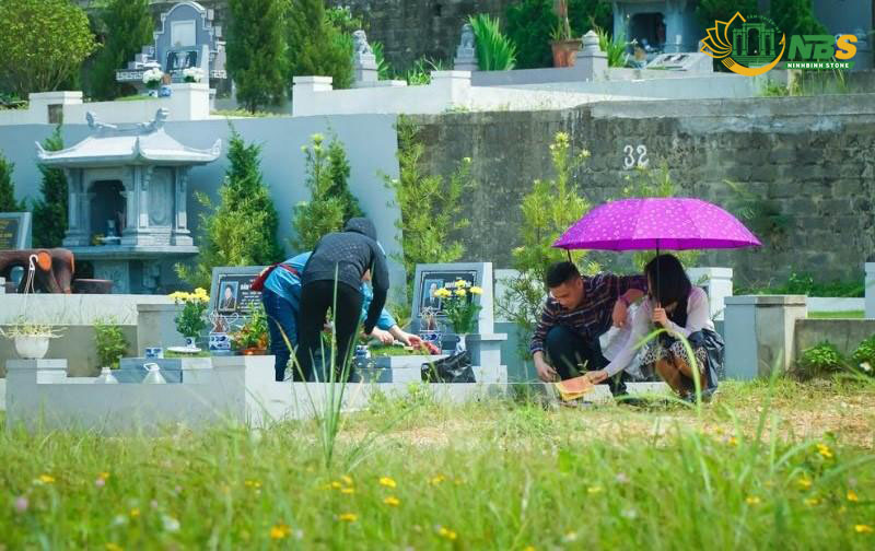 Bảo trì và vệ sinh lăng mộ đá sau khi xây dựng 